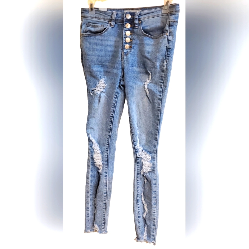 Almost famous Juniors distressed high rise button fly straight leg jeans, Size 0